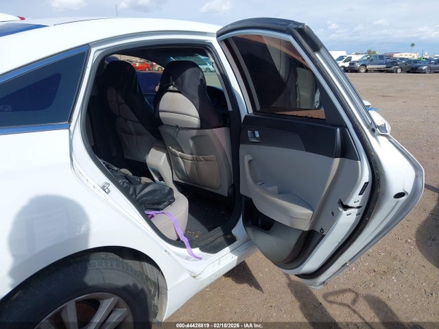 5NPE24AF9FH038686 Hyundai SONATA SE