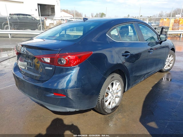 44428839 :رقم المزاد ، 3MZBM1W78FM125161 vin ، 2015 Mazda Mazda3 I Grand Touring مزاد بيع