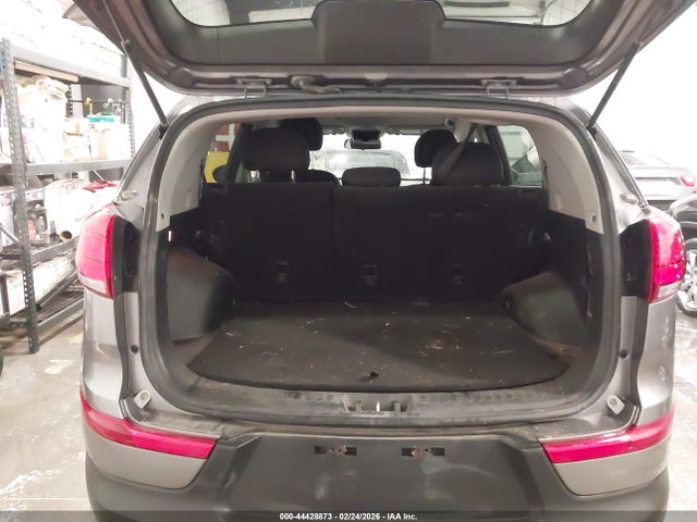 Продажа на аукционе авто 2015 Kia Sportage Lx, vin: KNDPBCAC1F7790668, номер лота: 44428873
