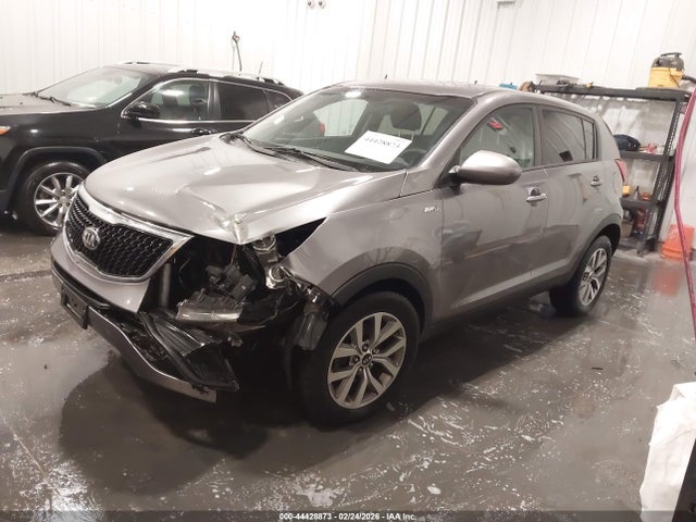 Продажа на аукционе авто 2015 Kia Sportage Lx, vin: KNDPBCAC1F7790668, номер лота: 44428873