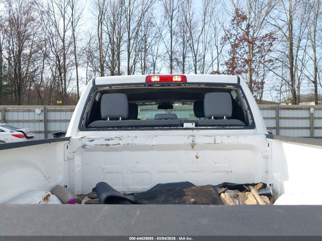 44428895 :رقم المزاد ، 3C6UR5CL2JG356867 vin ، 2018 Ram 2500 Tradesman  4x4 6'4 Box مزاد بيع