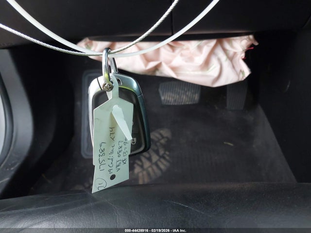 2019 CADILLAC XT4 1GYFZCR40KF137957 Photo 10