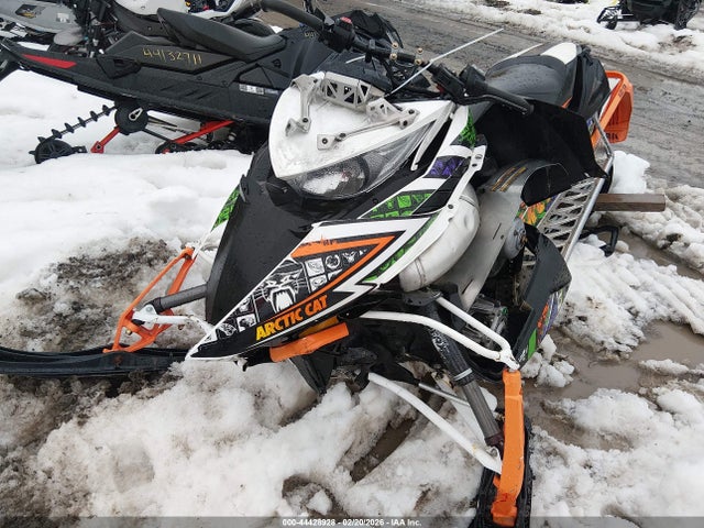 4UF16SNW4GT109607 Arctic Cat Zl 600