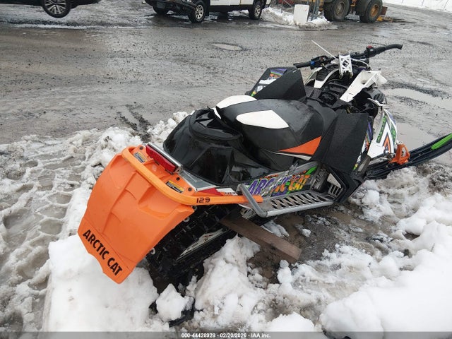 4UF16SNW4GT109607 Arctic Cat Zl 600