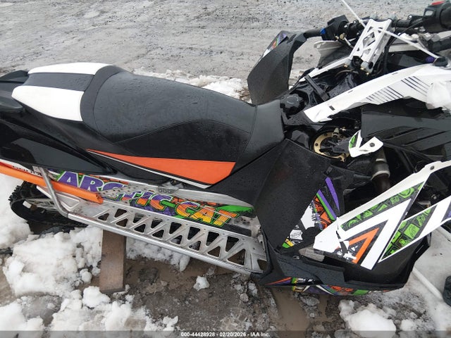 4UF16SNW4GT109607 Arctic Cat Zl 600