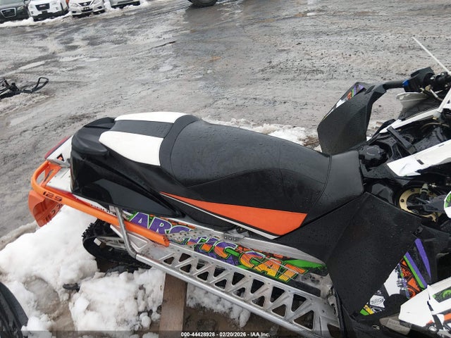 4UF16SNW4GT109607 Arctic Cat Zl 600