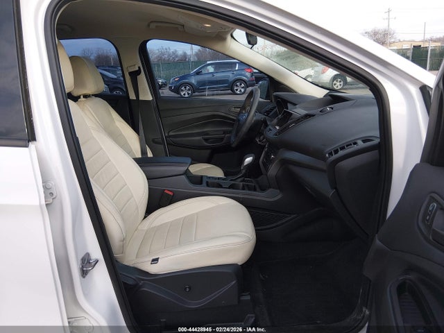 1FMCU0F73HUC87243 Ford ESCAPE S