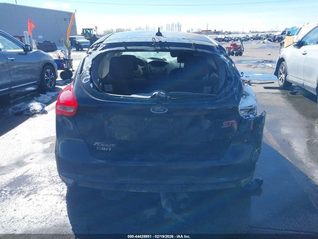 1FADP3L94GL225576 Ford FOCUS ST