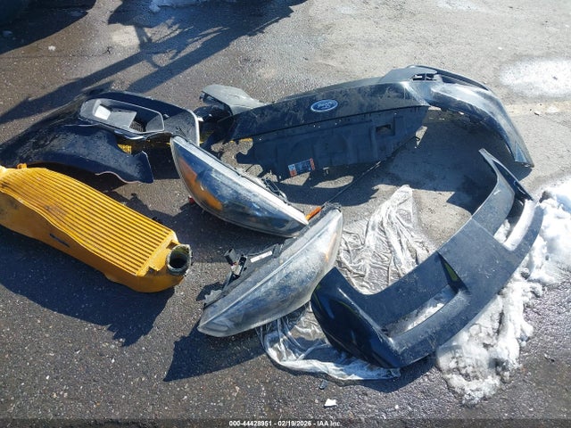 1FADP3L94GL225576 Ford FOCUS ST