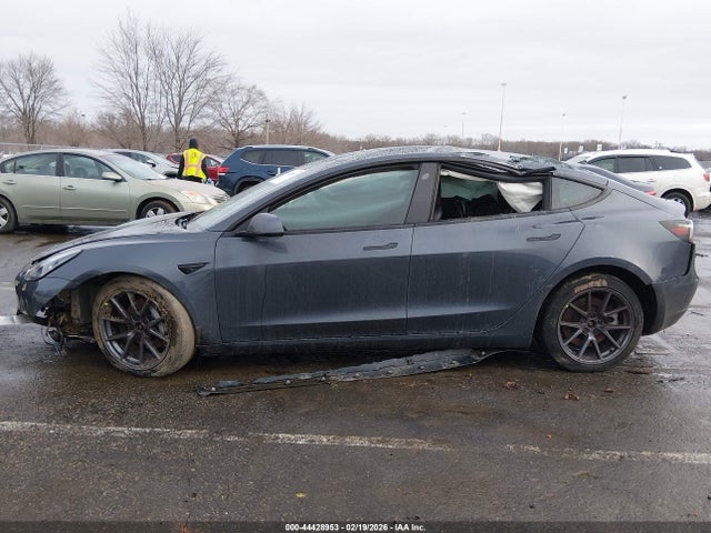 5YJ3E1EB9MF054869 Tesla Model 3 Long Range Dual Motor All-wheel Drive