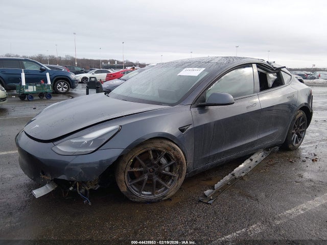5YJ3E1EB9MF054869 Tesla Model 3 Long Range Dual Motor All-wheel Drive