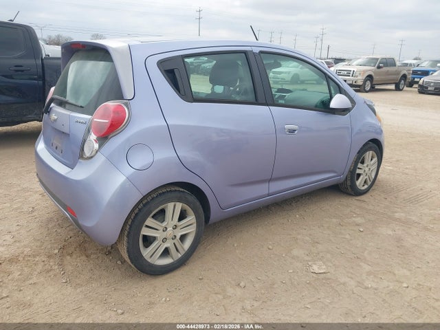 KL8CD6S95FC749876 Chevrolet Spark 1lt Cvt