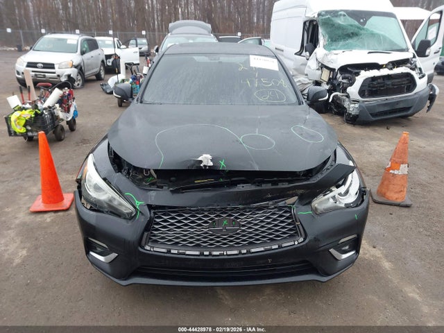 44428978 :رقم المزاد ، JN1EV7AR0JM433327 vin ، 2018 Infiniti Q50 3.0t Luxe مزاد بيع
