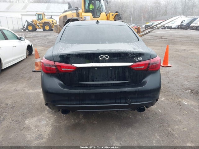 44428978 :رقم المزاد ، JN1EV7AR0JM433327 vin ، 2018 Infiniti Q50 3.0t Luxe مزاد بيع