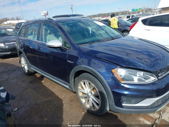44429005 :رقم المزاد ، 3VWM17AU7HM523580 vin ، 2017 Volkswagen Golf Alltrack Tsi S/tsi Se مزاد بيع