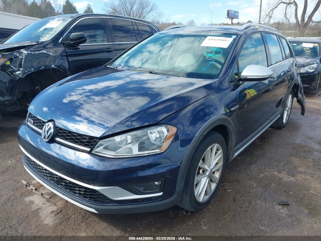 44429005 :رقم المزاد ، 3VWM17AU7HM523580 vin ، 2017 Volkswagen Golf Alltrack Tsi S/tsi Se مزاد بيع