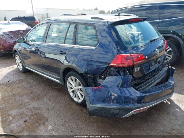 44429005 :رقم المزاد ، 3VWM17AU7HM523580 vin ، 2017 Volkswagen Golf Alltrack Tsi S/tsi Se مزاد بيع