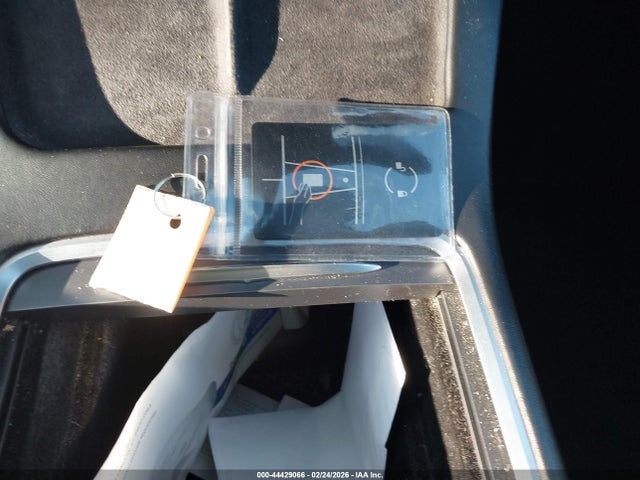 2021 TESLA MODEL Y 5YJYGAEE6MF180357 Photo 10