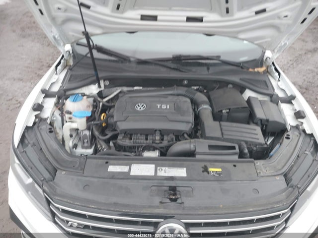 Aukcja sprzedaży 2017 Volkswagen Passat 1.8t R-line, vin: 1VWDT7A33HC077253, numer aukcji: 44429076