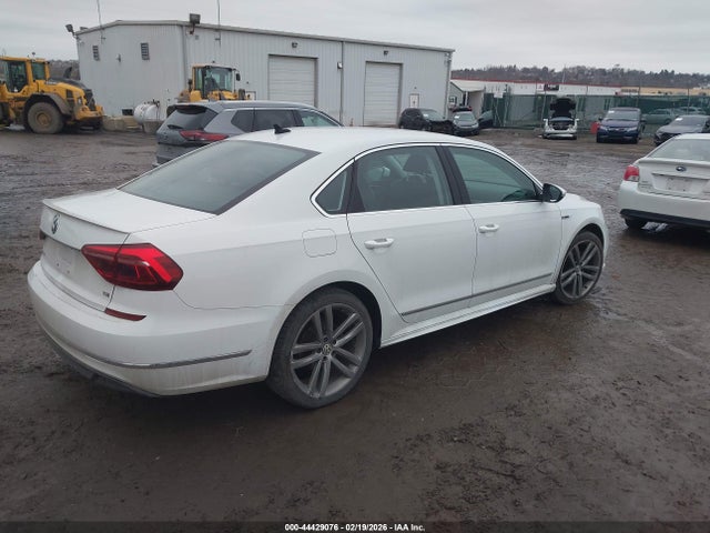 Aukcja sprzedaży 2017 Volkswagen Passat 1.8t R-line, vin: 1VWDT7A33HC077253, numer aukcji: 44429076
