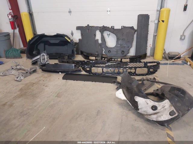 Rivian R1t Adventure 2022 7FCTGAAA3NN007440 Image 12
