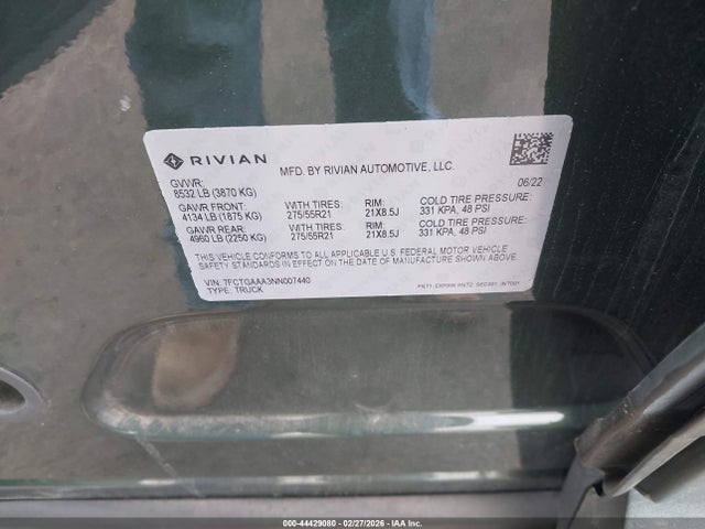 2022 RIVIAN R1T 7FCTGAAA3NN007440 Photo 8