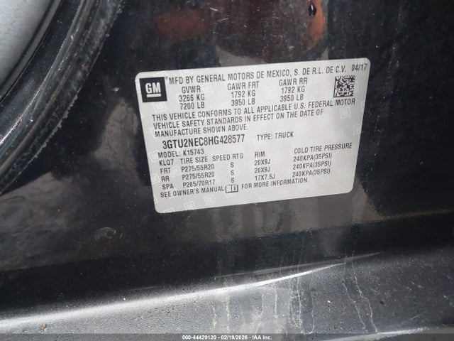 44429120 :رقم المزاد ، 3GTU2NEC8HG428577 vin ، 2017 Gmc Sierra 1500 Slt مزاد بيع