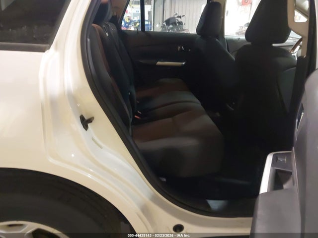 44429143 :رقم المزاد ، 2FMDK3JC8BBB20860 vin ، 2011 Ford Edge Sel مزاد بيع