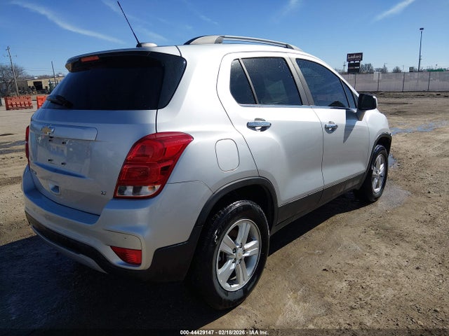 Chevrolet Trax Lt 2018 KL7CJPSB3JB607126 Image 4