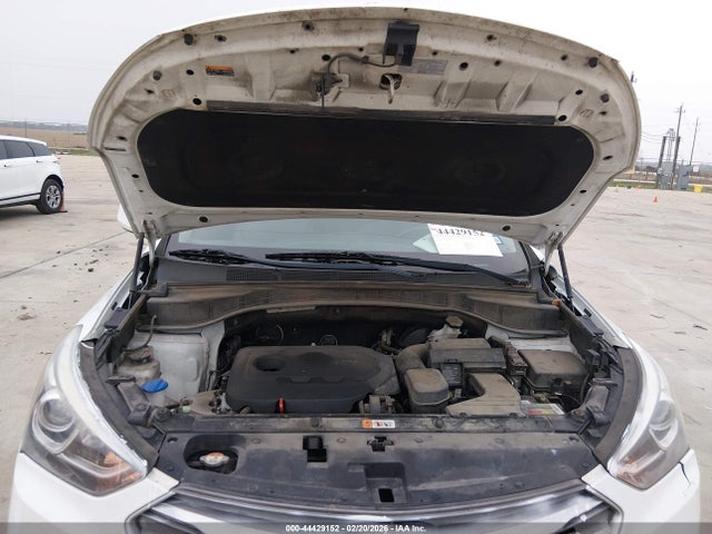 5NMZT3LB2JH086717 Hyundai Santa Fe Sport 2.4l
