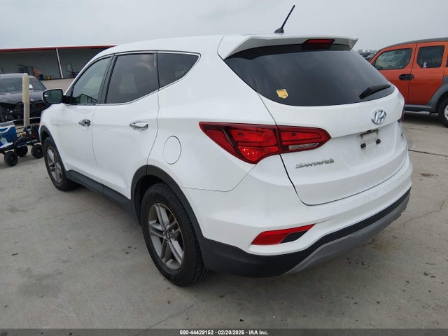 5NMZT3LB2JH086717 Hyundai Santa Fe Sport 2.4l