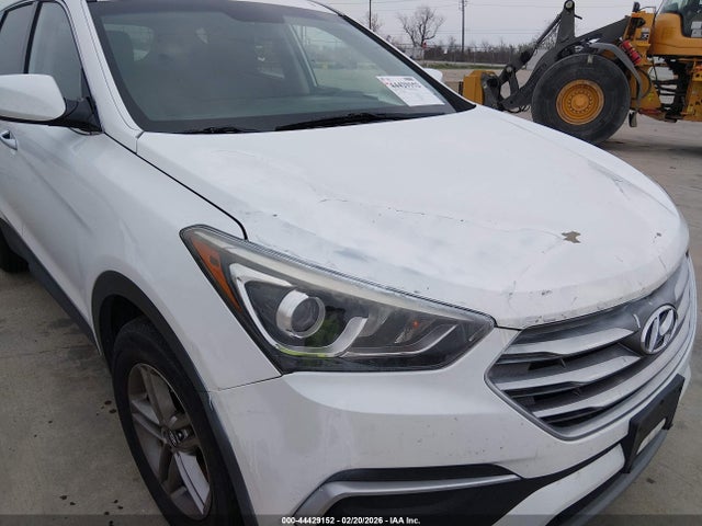 5NMZT3LB2JH086717 Hyundai Santa Fe Sport 2.4l