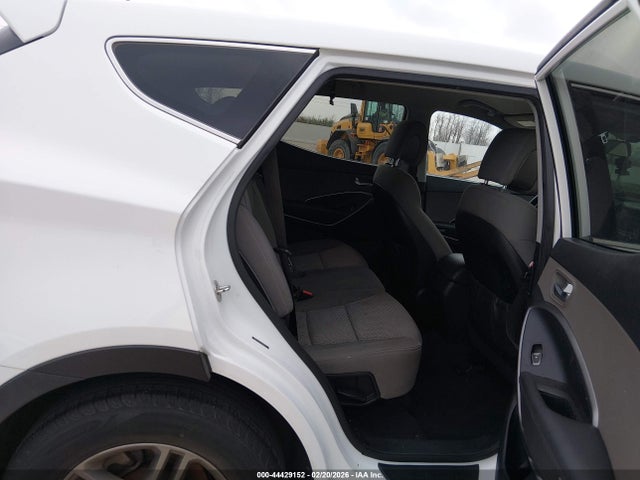 5NMZT3LB2JH086717 Hyundai Santa Fe Sport 2.4l