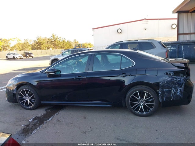 Продаж на аукціоні авто 2023 Toyota Camry Se Hybrid, vin: 4T1S31AKXPU055477, номер лоту: 44429154