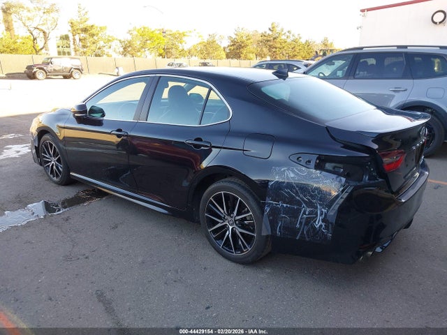 Продаж на аукціоні авто 2023 Toyota Camry Se Hybrid, vin: 4T1S31AKXPU055477, номер лоту: 44429154