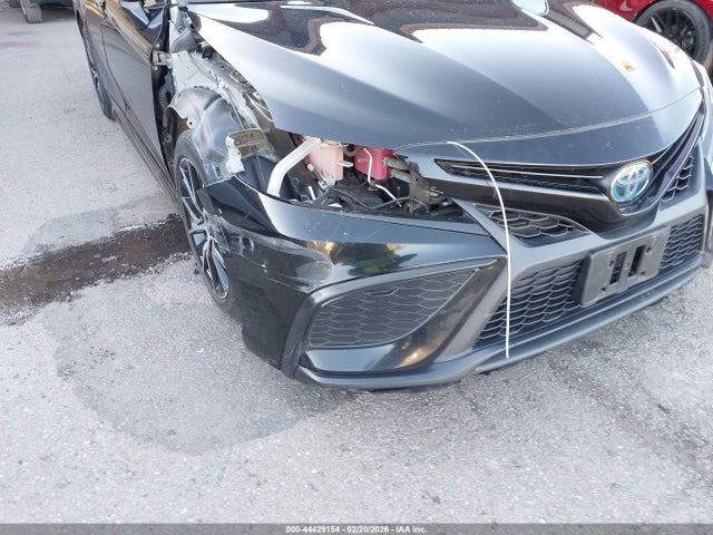 Продаж на аукціоні авто 2023 Toyota Camry Se Hybrid, vin: 4T1S31AKXPU055477, номер лоту: 44429154