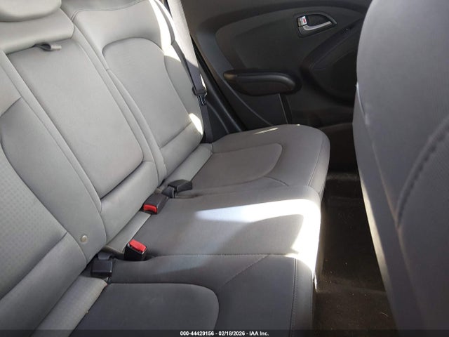 Продажа на аукционе авто 2015 Hyundai Tucson Gls, vin: KM8JTCAF9FU110980, номер лота: 44429156