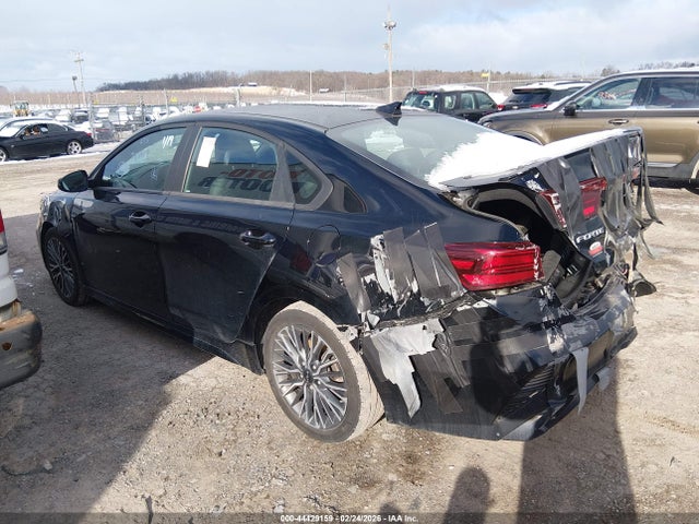 44429159 :رقم المزاد ، 3KPF54AD4RE782019 vin ، 2024 Kia Forte Gt-line مزاد بيع