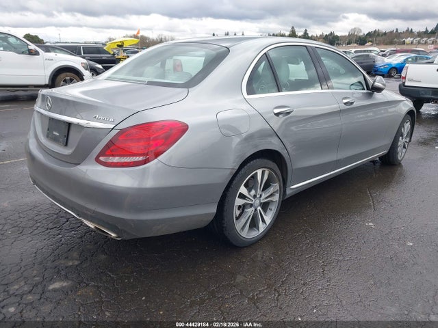 55SWF4KB8FU008175 Mercedes-Benz C 300 4matic