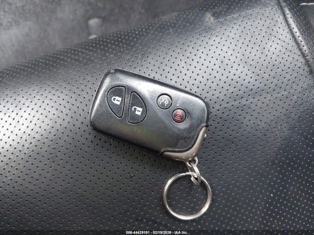 44429191 :رقم المزاد ، JTHCE5C26B5000470 vin ، 2011 Lexus Is 350 مزاد بيع