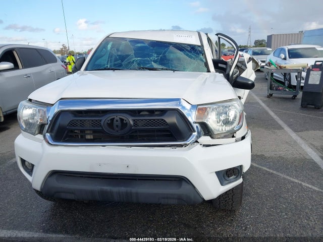 3TMJU4GN5FM193558 Toyota Tacoma Prerunner V6
