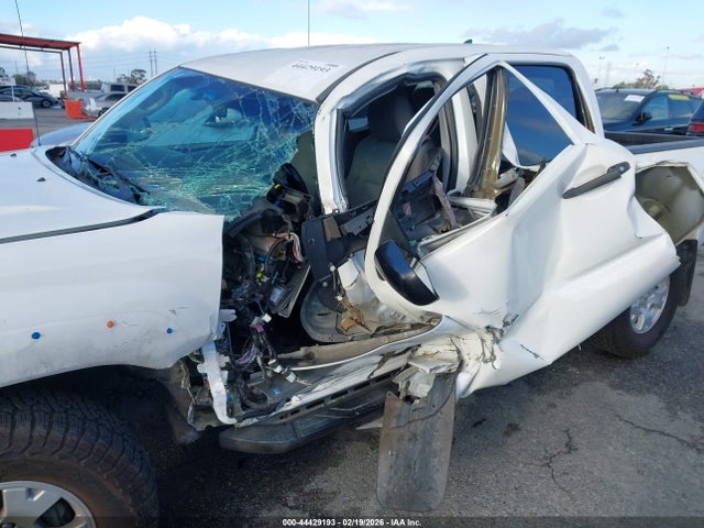 3TMJU4GN5FM193558 Toyota Tacoma Prerunner V6