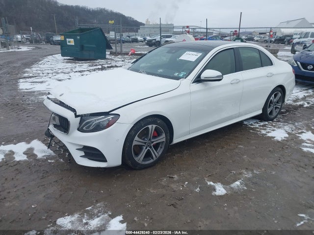 44429240 :رقم المزاد ، WDDZF4KB9JA378122 vin ، 2018 Mercedes-benz E 300 4matic مزاد بيع