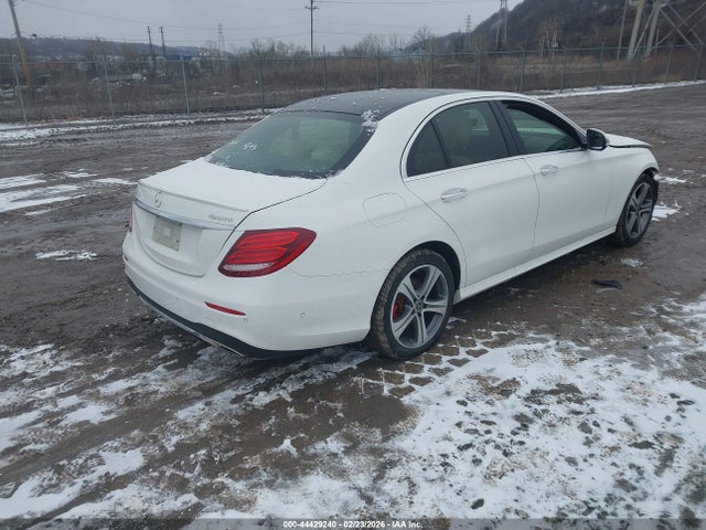 44429240 :رقم المزاد ، WDDZF4KB9JA378122 vin ، 2018 Mercedes-benz E 300 4matic مزاد بيع