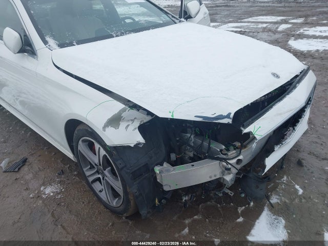 44429240 :رقم المزاد ، WDDZF4KB9JA378122 vin ، 2018 Mercedes-benz E 300 4matic مزاد بيع