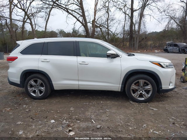 Toyota Highlander Limited 2018 5TDYZRFH7JS282954 Image 14