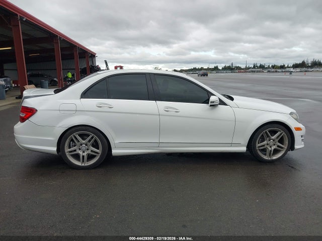 WDDGF4HB6EG245951 Mercedes-Benz C 250 Sport