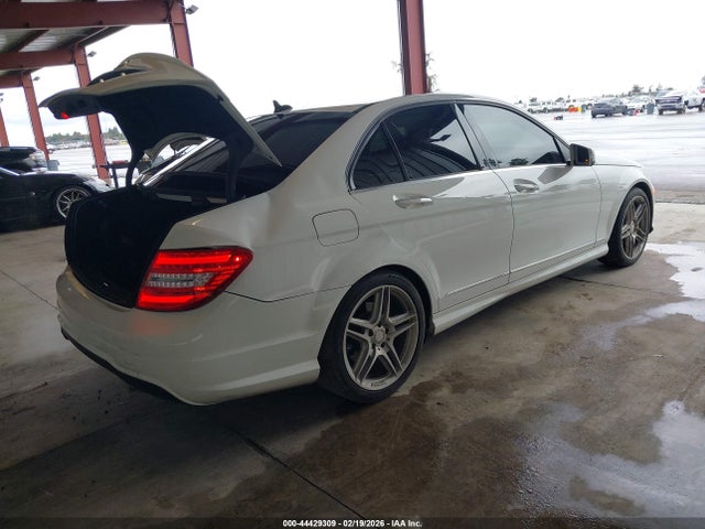 WDDGF4HB6EG245951 Mercedes-Benz C 250 Sport