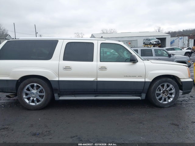 2004 Cadillac Escalade Esv მანქანა იყიდება აუქციონზე, vin: 3gyfk66n04g307318, აუქციონის ნომერი: 44429327