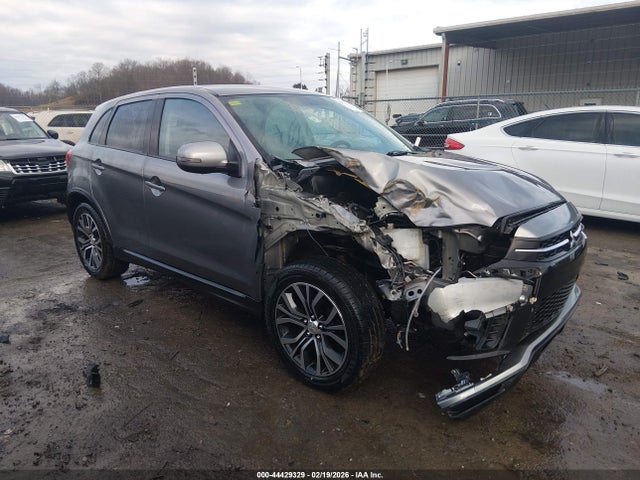 2018 MITSUBISHI OUTLANDER SPORT JA4AR3AU8JU016769 Photo 0